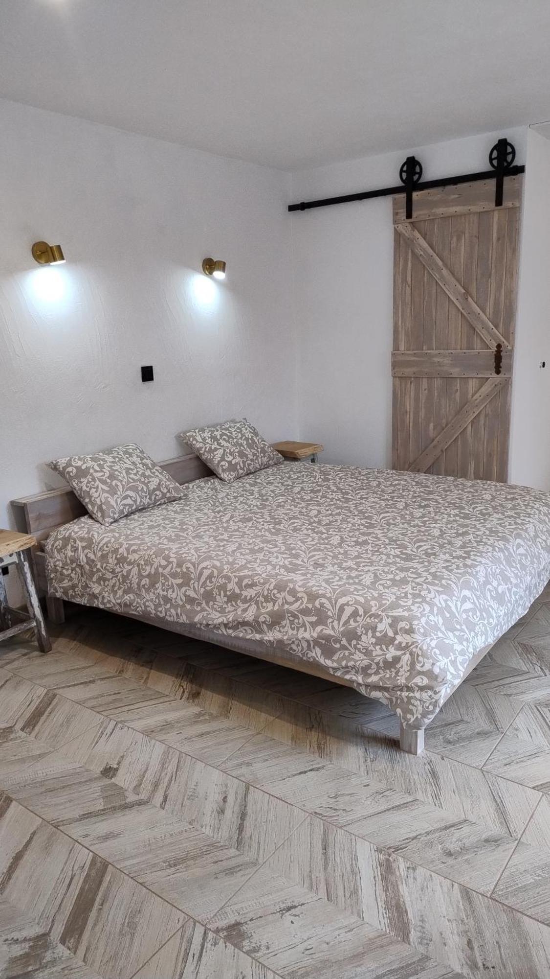 Bed and Breakfast Alegria Rustica 2 Rustic Happiness à Envendos Extérieur photo