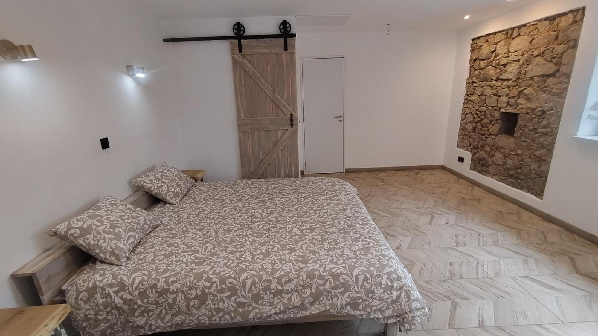 Bed and Breakfast Alegria Rustica 2 Rustic Happiness à Envendos Extérieur photo